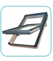 Мансардное деревянное окно 780х1400 мм FAKRO FTP-V (CH) с вентклапаном