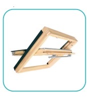 Среднеповоротное деревянное окно 660х1180 мм FAKRO AHRD с верхней ручкой-планкой.